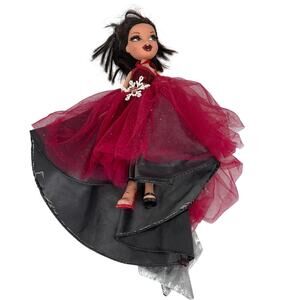 Bratz Katia 2001 Holiday Doll Collector Edition Christmas MGA Fashion Doll